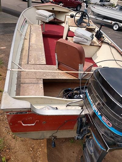1985 LUND 14FT ALUMINUM BOAT WITH TRAILER SPENCER SALES