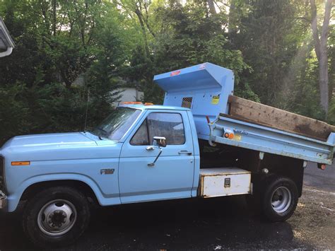 1986 Ford F350 Dump Truck For Sale – A Great Investment