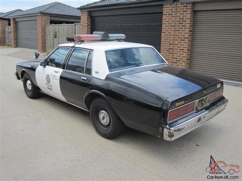 1986 box chevy caprice cop car