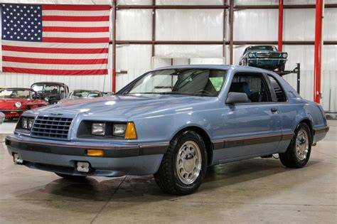 1986 Ford Thunderbird front three-quarter view