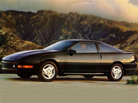 Front three-quarter view of a classic 1992 Ford Probe