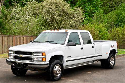 Dualie 1994 Chevy 3500 Silverado 4x4 Dually Flatbed With Gooseneck Tow