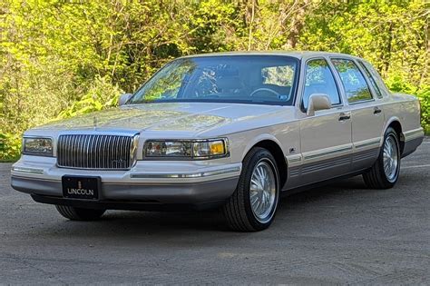 1995 Lincoln Town Car for Sale CC1025280