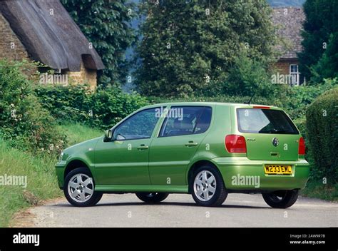 Volkswagen Polo 1.4 (1999) review AutoWeek