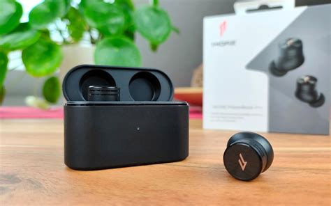 1More PistonBuds Pro: Design