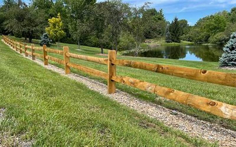 2 Rail Privacy Fence: The Ultimate Guide 🛡️