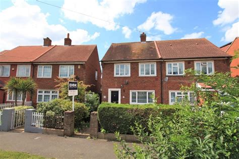 2 Bedroom House To Rent In Hounslow Gumtree Bedroom Poster