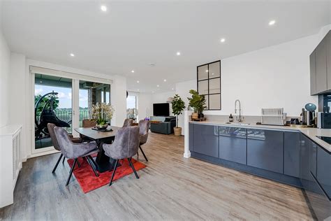 2 Bedroom House To Rent In Mill Hill Nw7