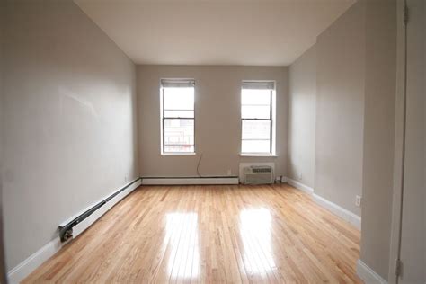 New York Roommate Room for rent in Lower East Side 2 Bedroom