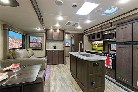 Exploring The Benefits Of A 2 Bedroom Rv Trailer For Your Next Trip
