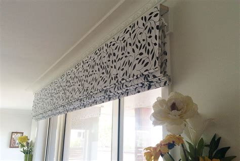 2. Add pattern with a Roman blind
