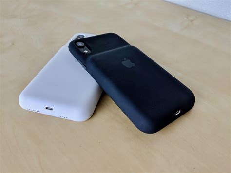 2. Apple Smart Battery Case