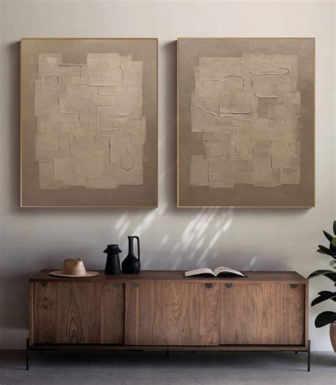 2. Minimalist: Less Is More