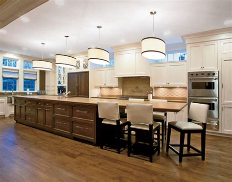 2. Supersize with a rectangle island in a large kitchen