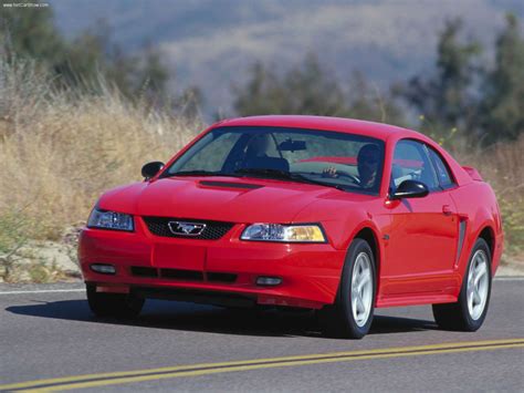 2000 Ford Mustang Coupe