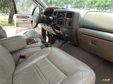 Medium Parchment Interior 2000 Ford Excursion Limited 4x4 Photo