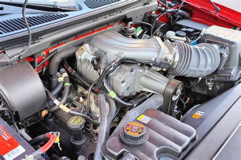 2001 Ford F-150 Lightning Engine