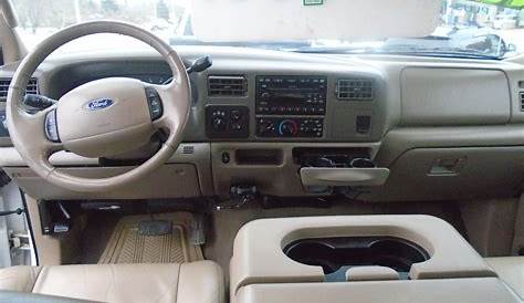 2004 Ford F250 Super Duty XLT Regular Cab 4x4 interior