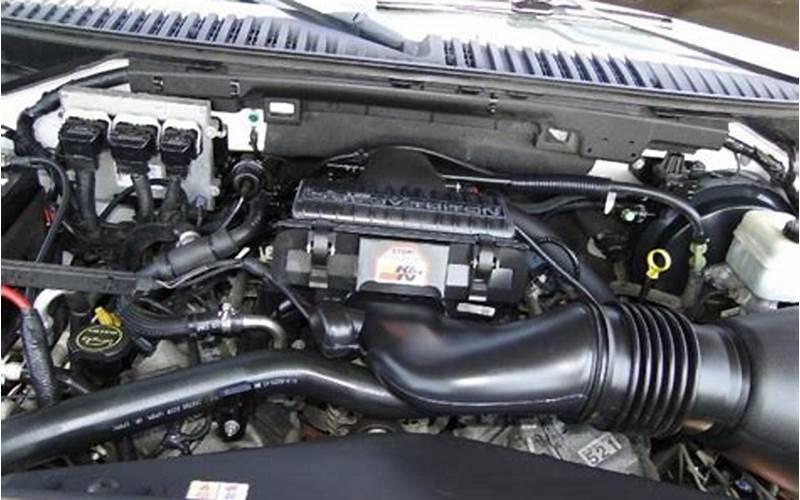 2005 Ford Expedition Engine