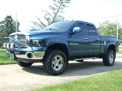 2005 dodge ram pickup 1500 4x4 extended cab