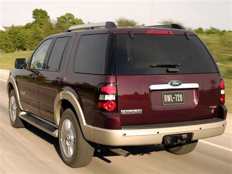 Side view of a 2006 Ford Explorer, highlighting its SUV profile
