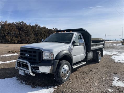Check Out This 2007 Ford F450 Dump Truck For Sale In St. Louis