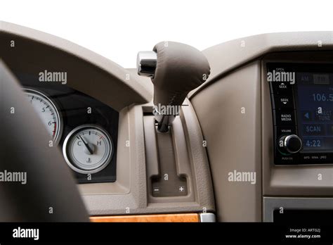 2008 chrysler town and country gear shifter