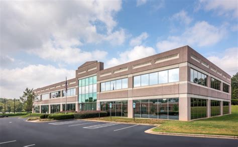 Experience Luxurious Living at 201 Regency Executive Park Drive - Your Ultimate Haven of Elegance and Comfort