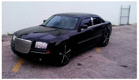 2010 Chrysler 300 Blacked Out CHRYSLER S BLACK 5.7 HEMI 16,100 MILES 20" WHEELS