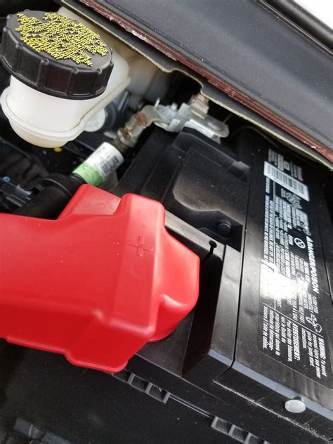 2011 ford fusion sport battery