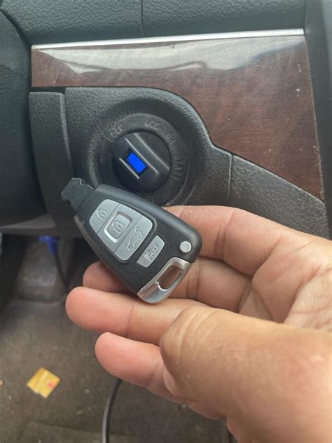 2011 hyundai veracruz key fob