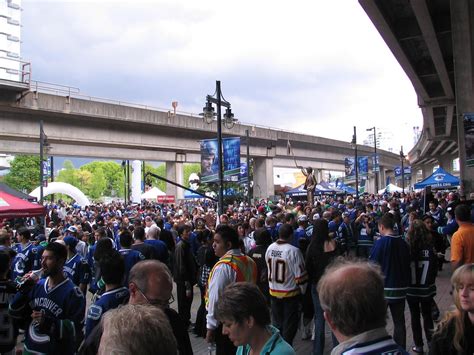 2011 stanley cup finals game 1