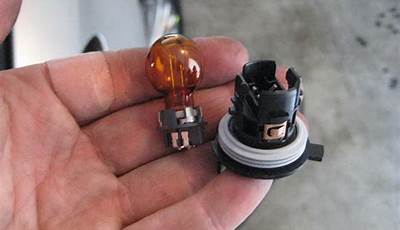 2012 Ford Fusion Turn Signal Bulb
