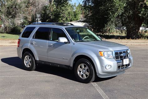 2012 Ford Escape Hybrid interior and exterior trim details