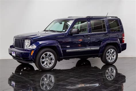 2012 jeep liberty sport accessories