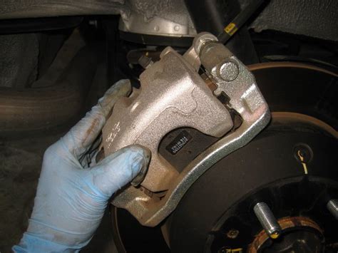 2012 kia sedona rear brakes