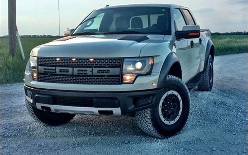 2013 Ford Raptor Features