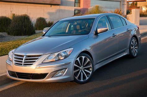 2013 genesis 2.0 t specs