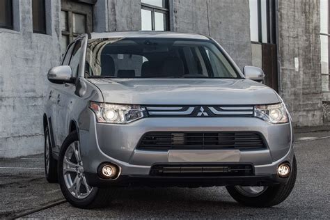 2014 Mitsubishi Outlander US Pricing autoevolution