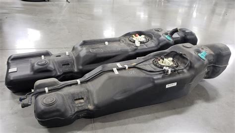 2014 ford f150 5.0 fuel tank size