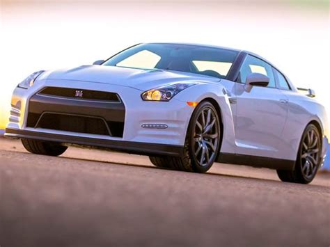 2014 nissan gt-r premium coupe 2d