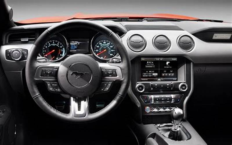 2015 Ford Mustang Technology