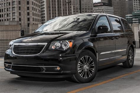 Used 2015 Chrysler Town and Country TouringL For Sale (13,993