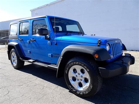 A Look At The 2015 Jeep Wrangler Unlimited For Sale In Il