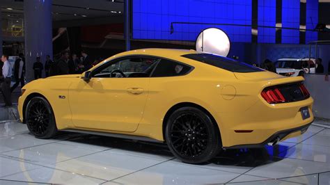 2015 ford mustang ecoboost mpg