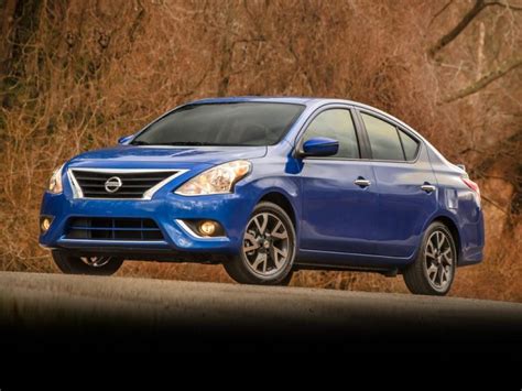 2015 nissan versa reviews and problems