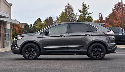 2016 Ford Edge Sel Tire Size