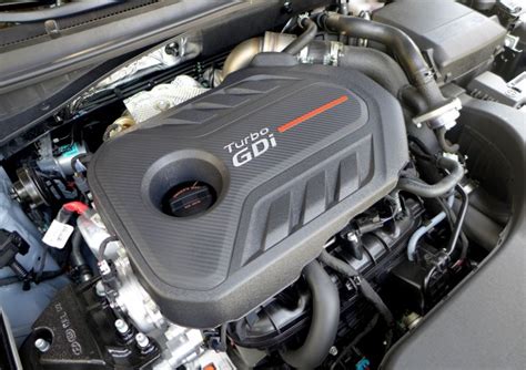 2016 Hyundai Sonata SE 2.4 Liter GDI DOHC 16Valve DCVVT 4 Cylinder