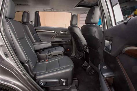 2016 toyota highlander with captain seats for sale