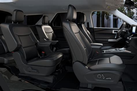 Comfortable seating arrangement in the 2017 Ford Explorer interior